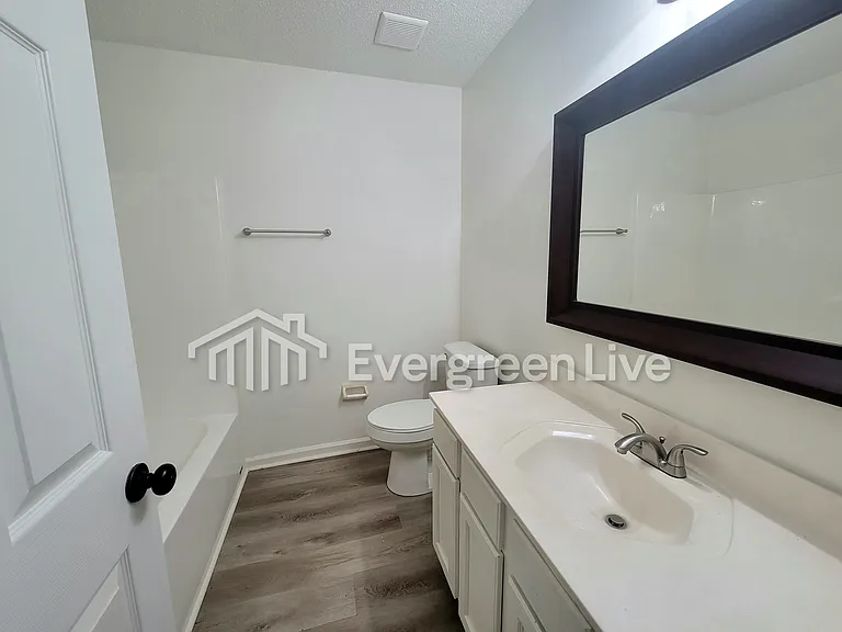 5990 Armistead St — Photo 9