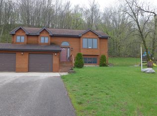 N6303 740th St, Beldenville, WI 54003