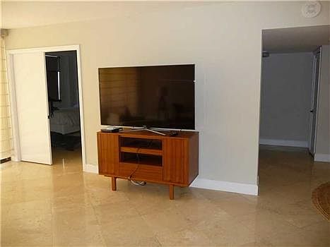 4th image of 2 Grove Isle Dr APT 606