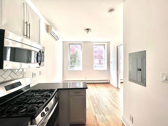 4th image of 2192 Frederick Douglas Blvd #1W