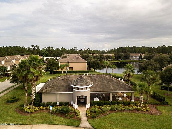 3rd image of 795 Scrub Jay Dr #795