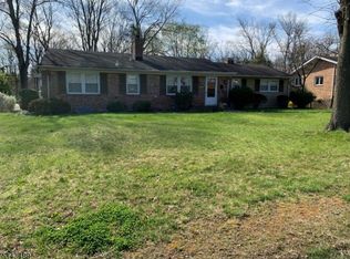 74 Emerson Rd, Somerset, NJ 08873