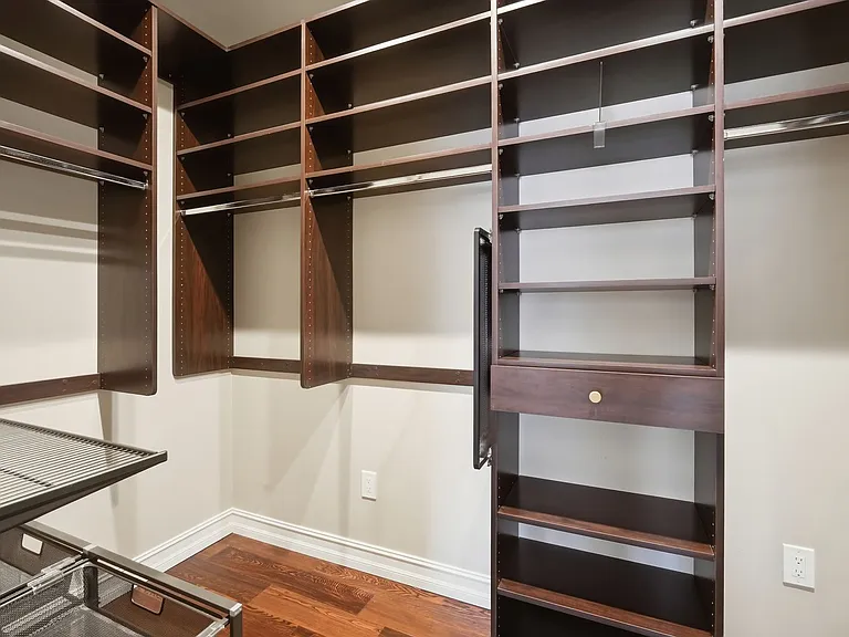 1465 Hillside Landing Dr — Photo 18