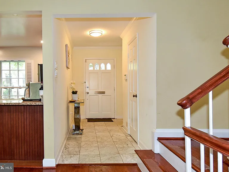 5153 Westbard Ave #15 — Photo 8