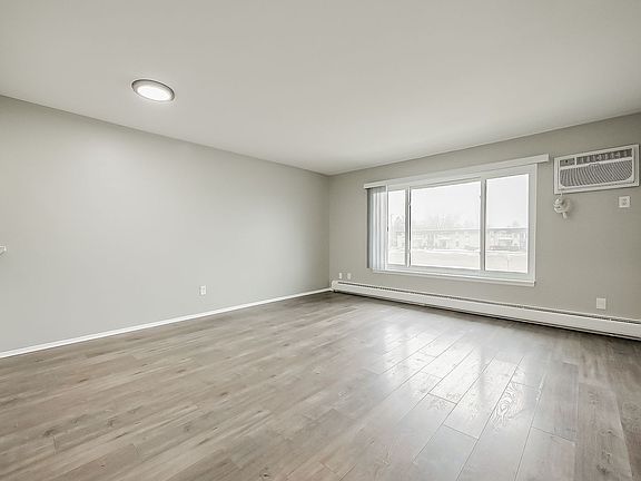 3rd image of 1498 Nancywood Dr