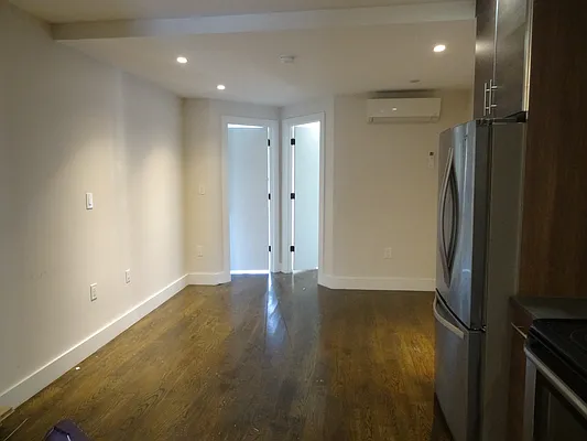 Rented by Miron Realty Group | media 34