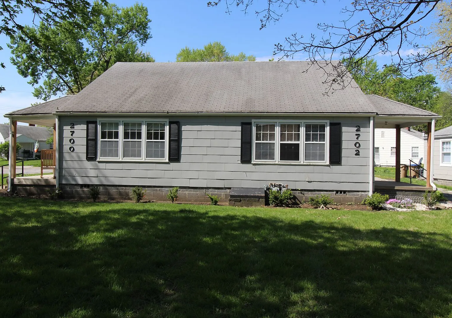 Fully Renovated 1 Bedroom 1 Bath in North Kansas City — Photo 1