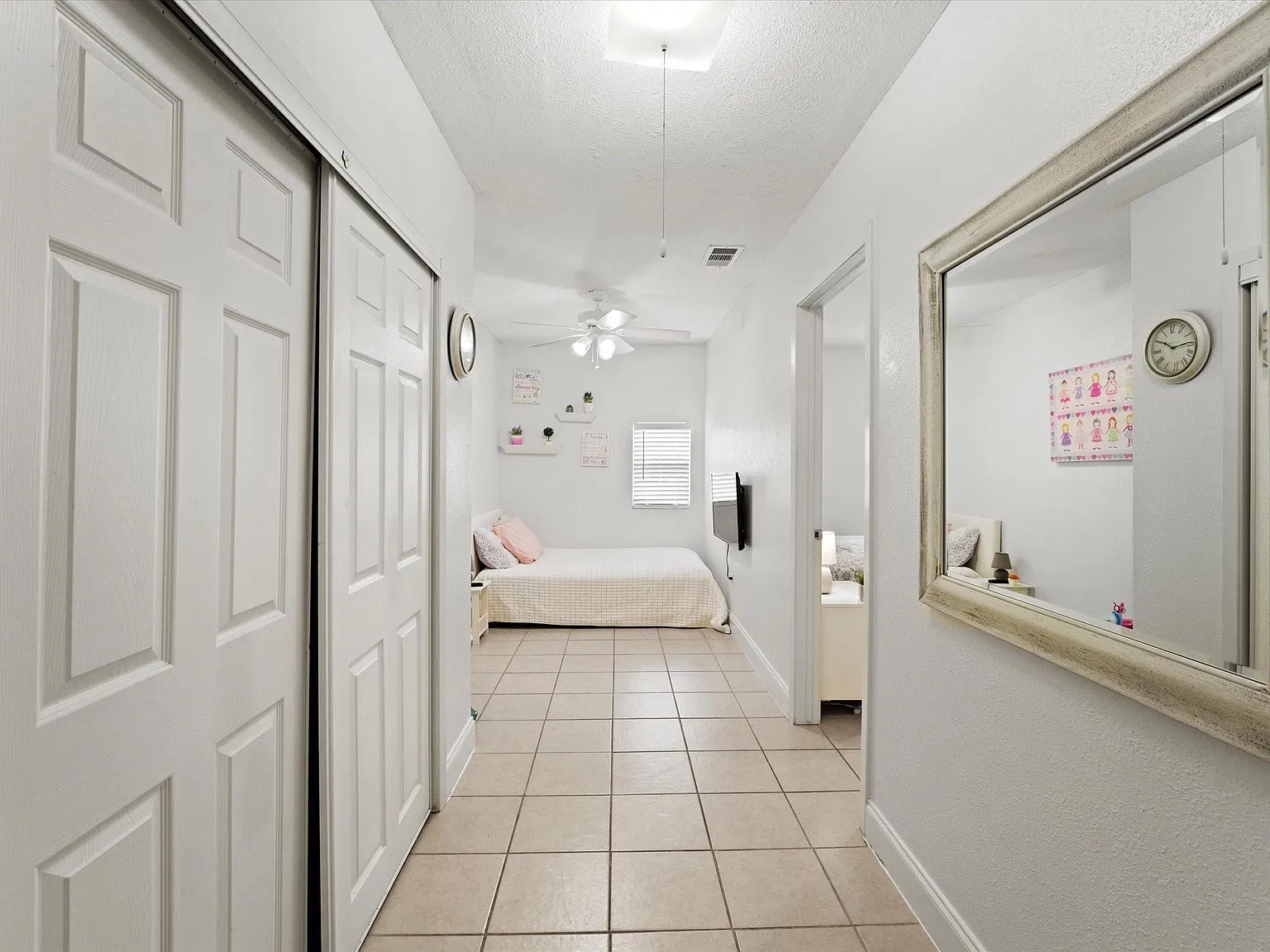 4 bed, 1873 sqft, $2,000 — Photo 3