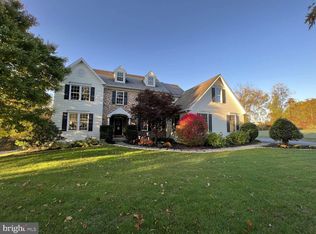 709 Orchard Valley Rd, Chester Springs, PA 19425