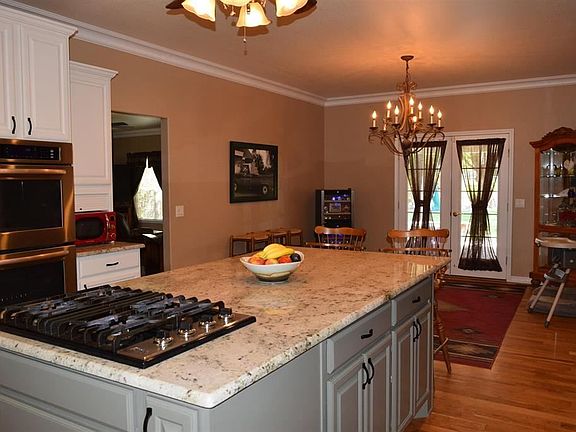 5th image of 13787 Larkspur Dr