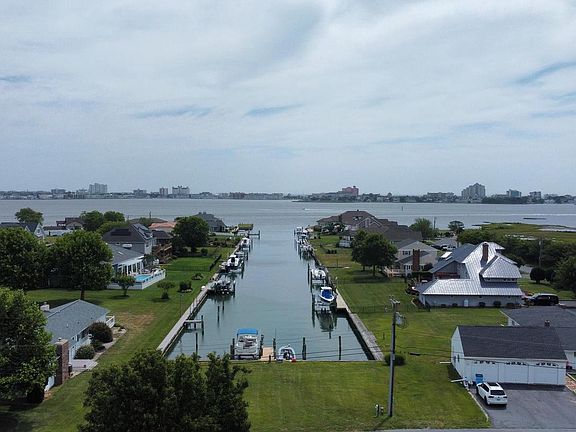 5th image of 12944 Shoal Dr