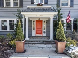 31 Lloyd Rd, Montclair, NJ 07042