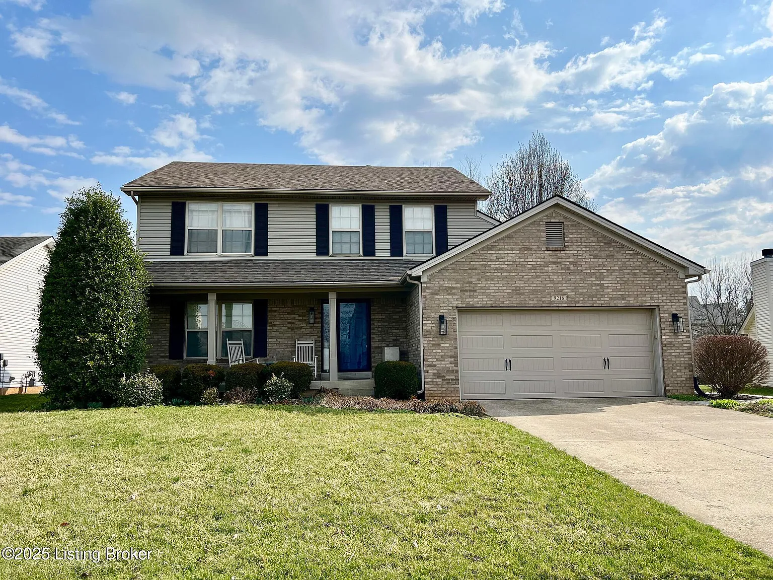 4 bed, 3.5 bath, 2056 sqft, $2,995 — Photo 1