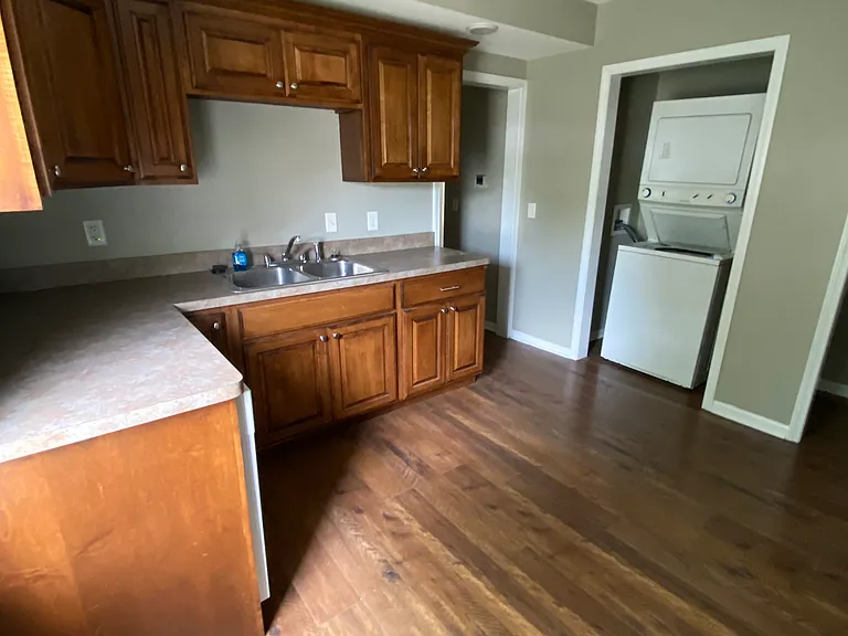 600 W Broadway Blvd #A — Photo 10