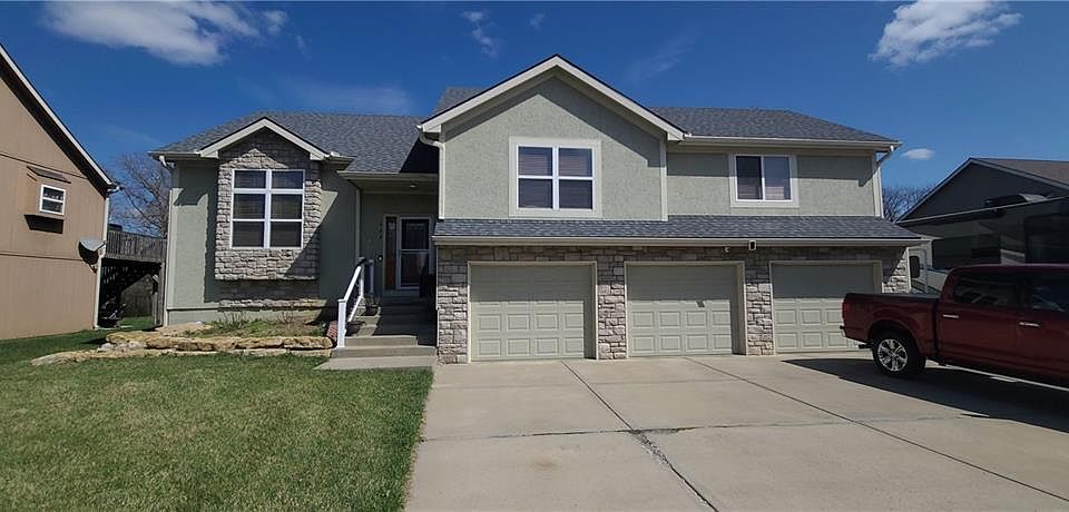 1st image of 423 Hillbrook Dr