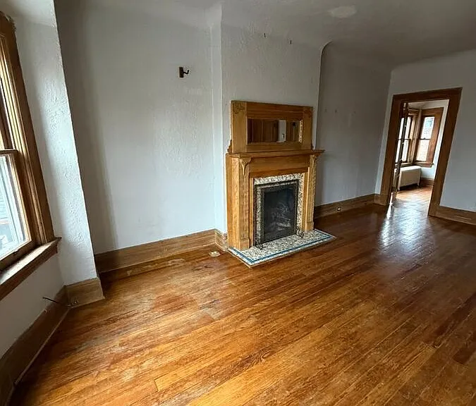 1922 E 14th Ave #2 — Photo 4