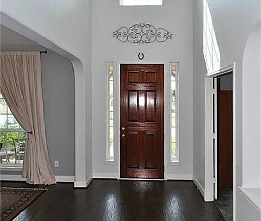 3rd image of 6001 Aspen Pass Dr