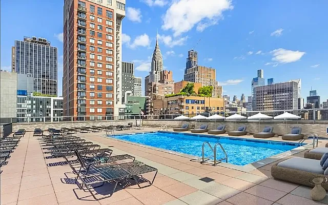 Rented by A & I Broadway | media 6