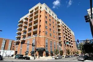 950 W Monroe St #611 Photo 1