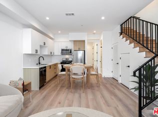 11241 Morrison St #2, North Hollywood, CA 91601