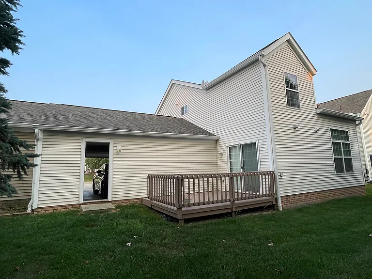 8568 Mandell Dr — Photo 3