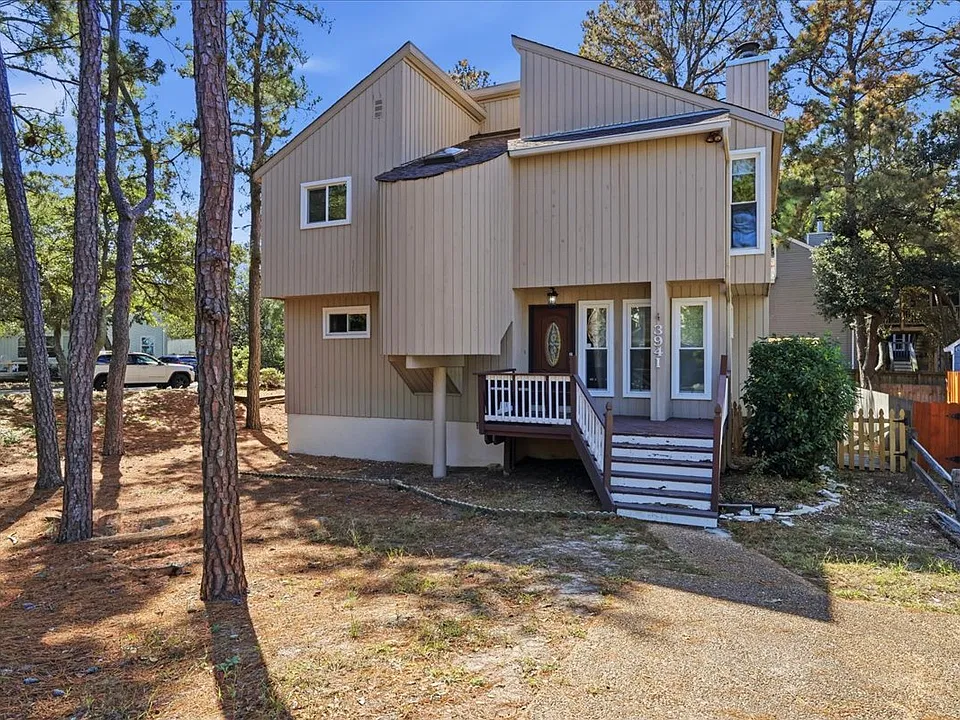 3941 Shady Oaks Dr