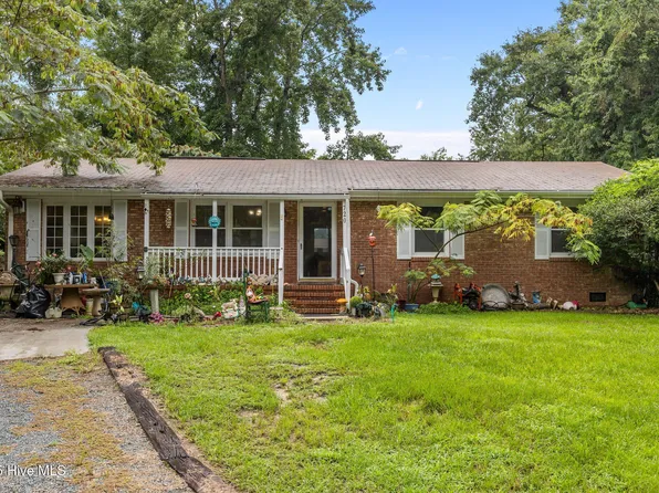 720 Lea Drive, Hampstead, NC 28443