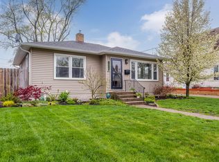 1910 S State St, Saint Joseph, MI 49085