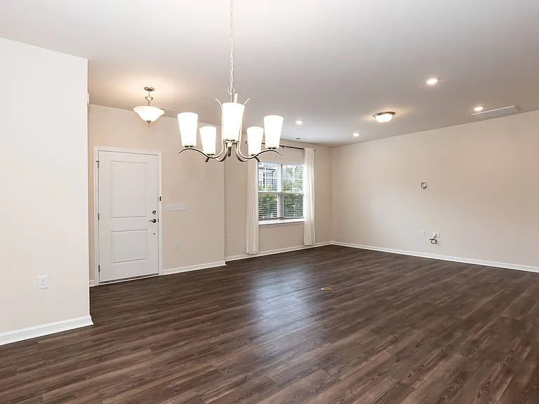 5717 Volos Ave — Photo 9