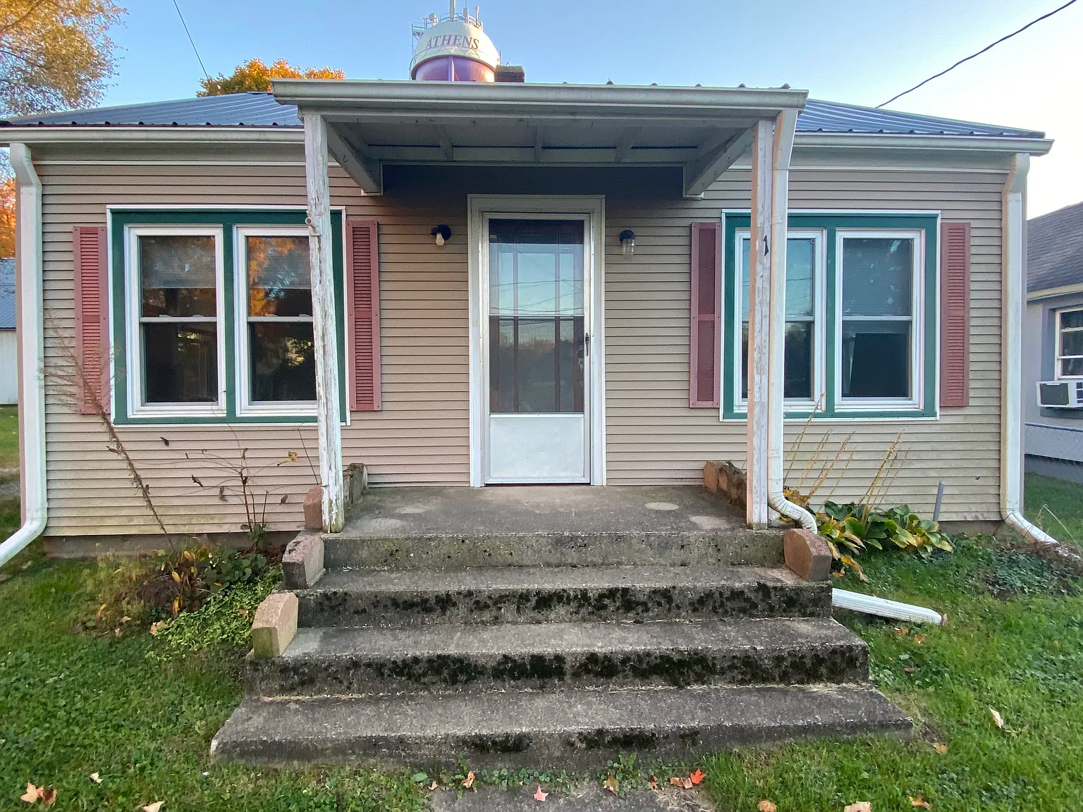 112 E Ml — Photo 2