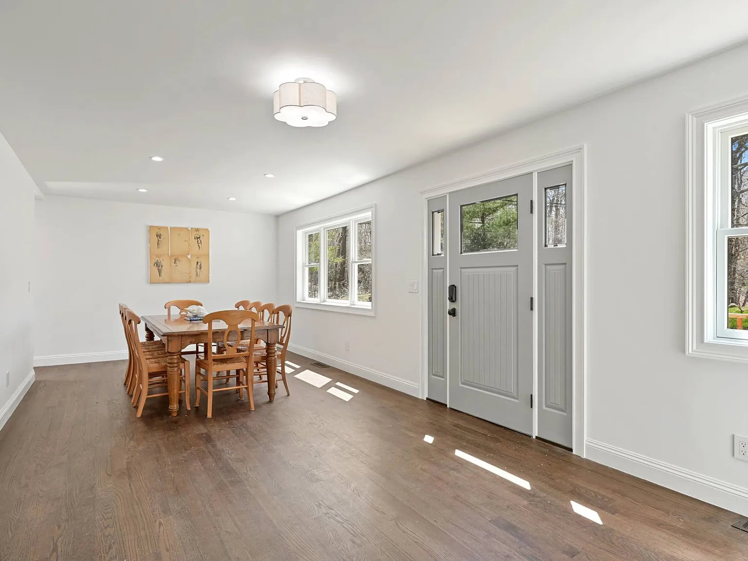 Gorgeous Sag Harbor Retreat With Heated Pool — Photo 3