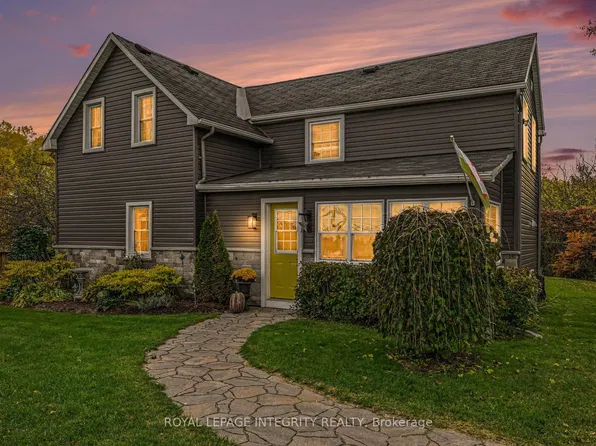 27 Cobus Rd, Renfrew, ON K7V 3Z8