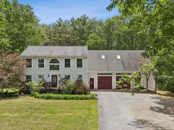 13 Percy Hawkes Road, Windham, ME 04062