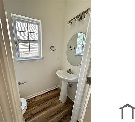 3 bed, 1384 sqft, $1,950 — Photo 4