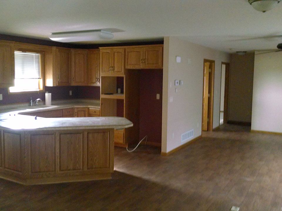 1st image of 55869 Parkway Dr