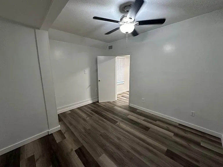 1604 N Osceola Ave #6 — Photo 2