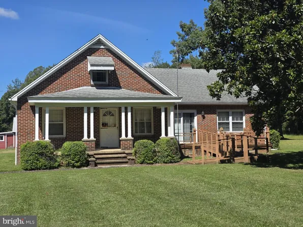 5148 Fredericksburg Tpke, Woodford, VA 22580