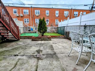 14421 26th Ave, Flushing, NY 11354