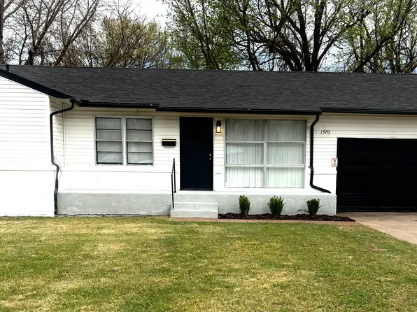 1570 E 60th Pl, Tulsa, OK 74105