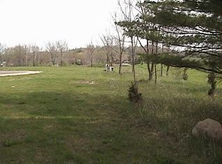 4175 N Woodcrest Ridge Dr, West Bend, WI 53095