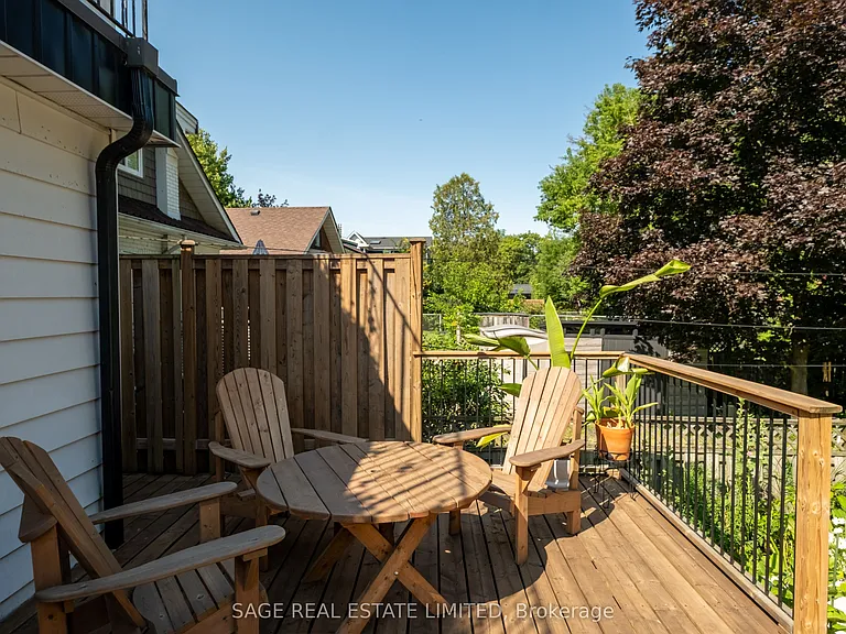 162 John St — Photo 43