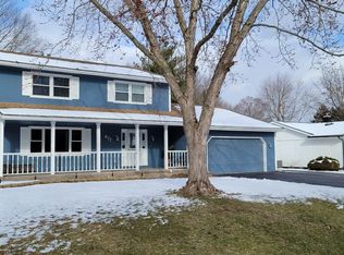 677 Owen Trl, Rockton, IL 61072