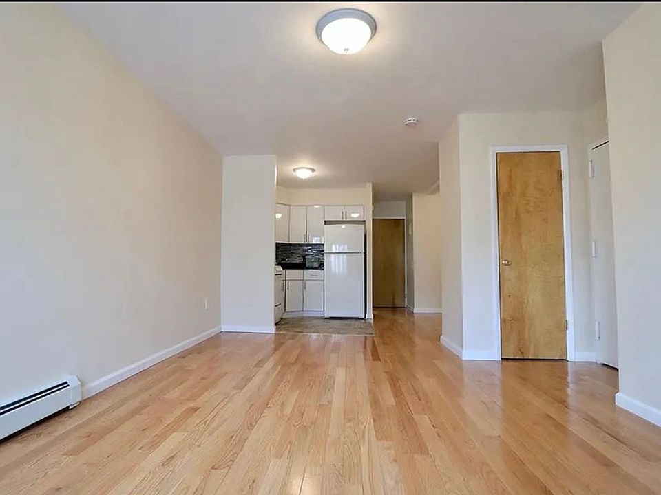 1st image of 6942 Juniper Blvd S Floor 1