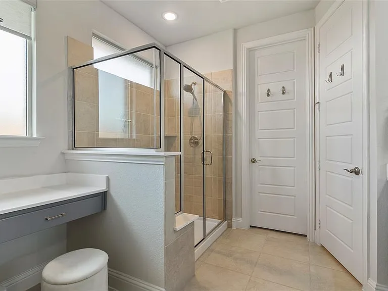 3908 Starlight Creek Dr — Photo 31