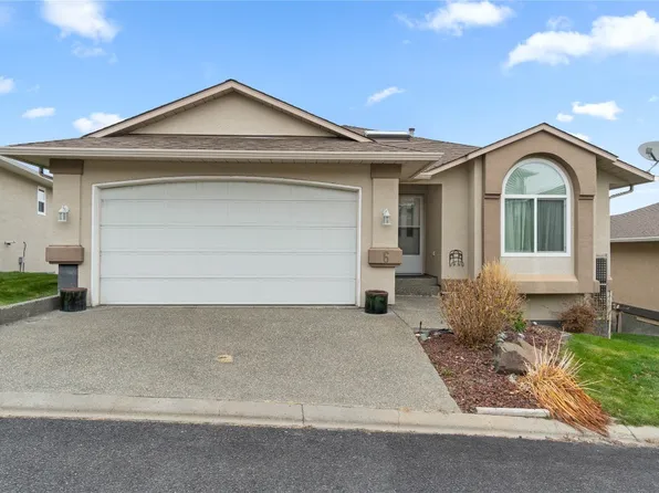 1575 Springhill Dr #6, Kamloops, BC V2E 2N9