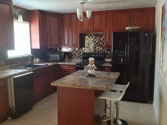 2nd image of 5225 McQuade St