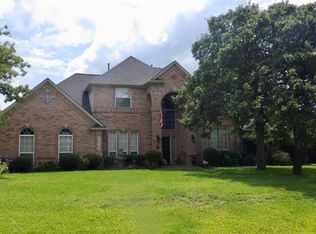 3424 Wild Oaks Ct, Burleson, TX 76028