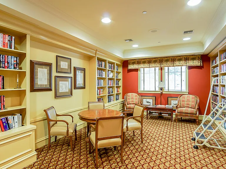 8204 Kiawah Trce — Photo 44