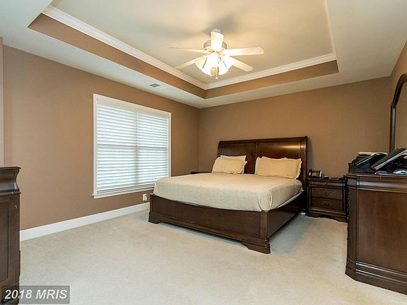 Bedroom (Master)
