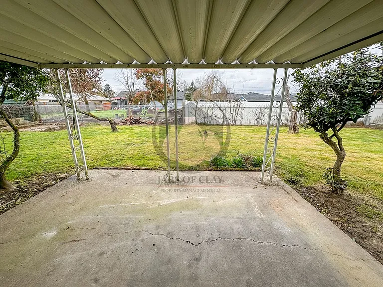 333 Connecticut Ave SE — Photo 17